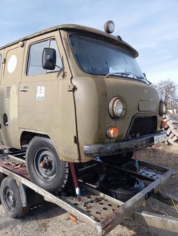 Uaz 452 - 2