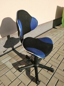 Prodám kancelářskou, studentskou židli. - 2