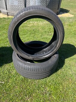 Dvourozměrná letní sada pneu Pirelli R19 - 2