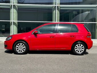 Golf 6 1.6 nafta, manuál - 2