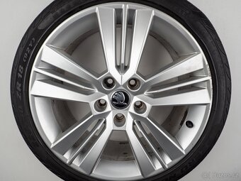 Škoda Octavia - Originání 18" alu kola - Letní pneu - 2
