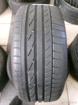 215/40 R17 BRIDGESTONE (6,5-7mm) č.15618 - 2