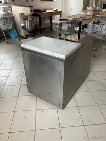 Nerezový pult - 2
