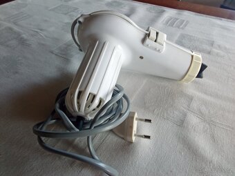 Retro fén - 2