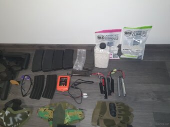 Prodám airsoftové zbraně/vybavení - 2