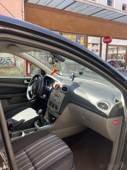 Ford Focus 1.6 - 2