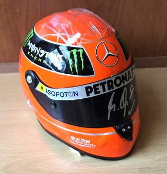 Michael Schumacher originální autogram replika helmy 1:2 - 2
