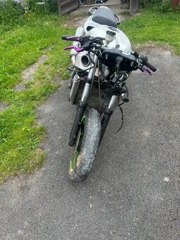 Kawasaki ninja zx6r - 2