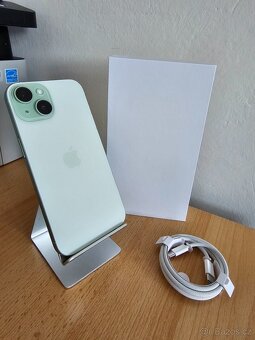 iPhone 15 128GB, stav A+ fyzická SIM, Green - PRODÁNO - 2