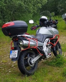 Suzuki V-Strom 650 DL - 2