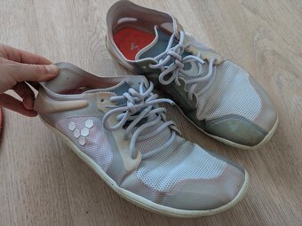 Světle modré barefootové boty Vivobarefoot (vel. 39) - 2
