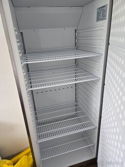 Nerezova gastro lednice 600l - 2