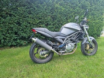 Cagiva raptor 650 - 2