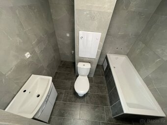 Pronájem krásného bytu 1+1 v Aši - 2