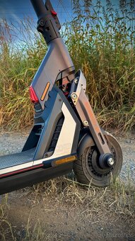 Elektrická koloběžka/elektro Segway GT2 TOP-extra 70km/h - 2