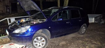 Peugeot 307sw 2.0hdi panorama , tažné - 2