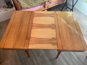 Prodám retro jídelní rozkládací stůl JITONA - 2