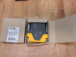 Modul bezpečnostní relé ESR5 24VAC 24VDC
- 2