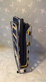 Skládací postel včetně matrace - 2