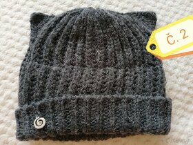 Dívčí čepice - 2