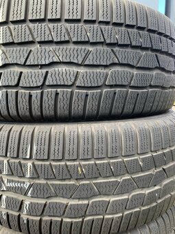 Pneu 225/55 R16 - 2