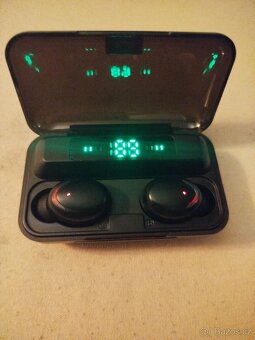 Bezdrátová sluchátka bluetooth V5 - spěchá - 2