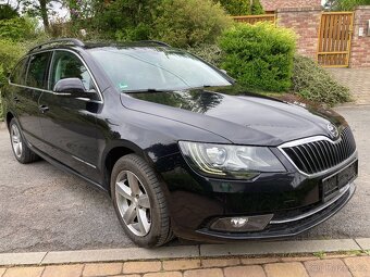 SUPERB,TDI,2014,103KW,DSG,NAV,BIXEN,LED,TEMP,SERVIS ŠKODA - 2