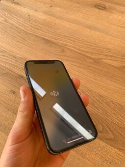 Apple iPhone 12 mini 64gb- baterie 76% - 2