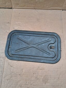Kryt do kufru na Škoda 1000MB - 2