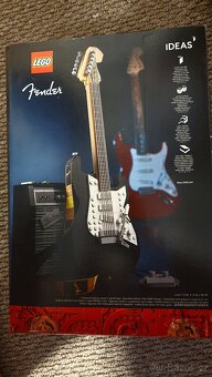 Lego Fender Stratocaster - 2