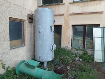 Vzdušnik- zásobník vzduchu - 2