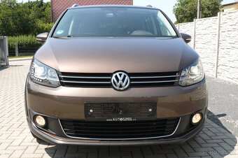 VW TOURAN CROSS 1.4TSI, XENONY, 7-MÍST, ALU., NOVÉ ROZVODY - 2