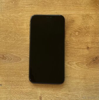 iPhone 11 Black 64GB - 2