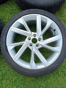 ALU originál sada škoda Vega r18 5x100 (Scala,Kamiq) - 2