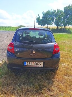 Renault Clio 1.6 i - 2