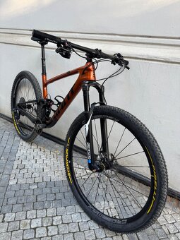 Giant advance - 2