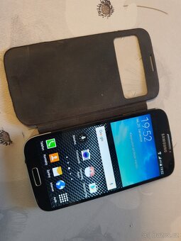Samsung Galaxy S4 mini s novou baterií - 2