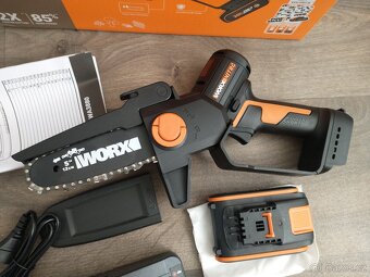 Worx aku pila WG325E - 2