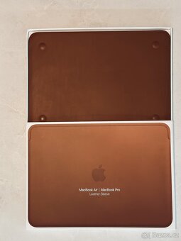 Obaly na Macbook - jako nové - 2