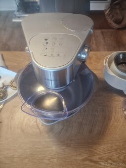 Kuchyňský robot Kenwood + příslušenství - 2