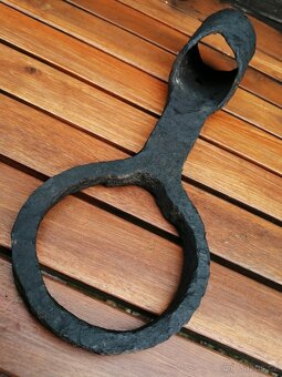 Kované očko z žebřiňáku - 2