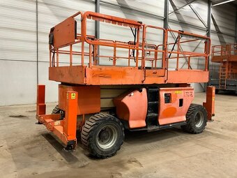 Nůžková terénní plošina JLG 3394 RT - 2