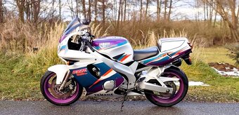 Yamaha FZR 600 R - 2