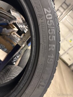 Prodám 205 55 r19 semperit speed-grip 3 - 2