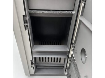 Kotel na tuhá paliva Slovatherm (nový) - 2