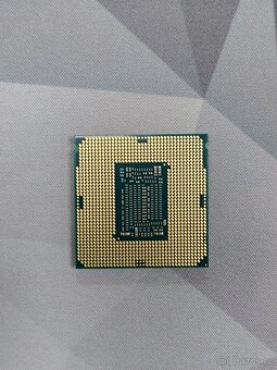 Intel Pentium G5400 3.7GHz - 2
