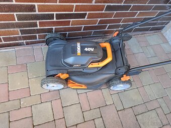 PRODAM  TUTO ZAHRADNI SOUPRAVU WORKS - 2