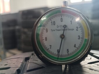 205/65 R16C MICHELIN (2421) - 2