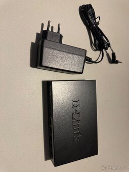 D-link DES-1005P 5port PoE switch - 2