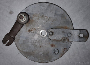 Brzdové štíty ČZ 175, 250 - 2